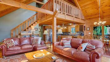 TV, fireplace, DVD player