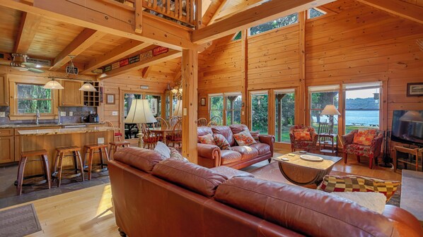 TV, fireplace, DVD player