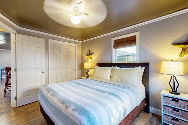 1 bedroom, iron/ironing board, bed sheets