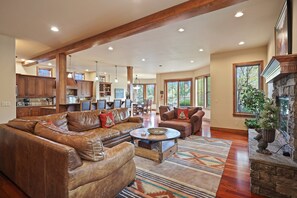 TV, fireplace, stereo - Drake Park Villa - River Front on Mirror Pond & Drake Park, Exquisite, Gourmet Kitchen (Bend)
