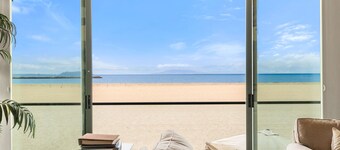 3425O Oceanfront toskanske villa