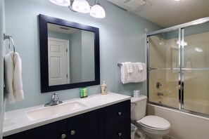 Duschwanne, Handtücher