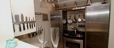 冰箱、烤箱、炉灶、洗碗机