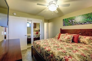 1 bedroom, iron/ironing board, free WiFi, bed sheets - Kihei Surfside #503: Luxe Oceanfront Getaway with Panoramic Views! (Kihei, Maui)