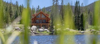 Elk Creek Lodge- Beautiful Rocky Mountain Getaway!