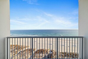 On the beach - Island Tower 1001 by Liquid Life (Gulf Shores)