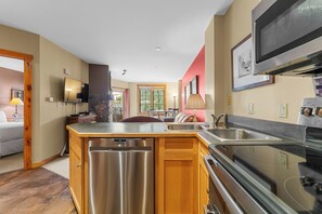 Fridge, microwave, oven, stovetop - Condo in River Run w/ Mountain Views, Short Walk to Gondola/Shops/Restaurants (Keystone)