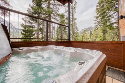 Juniper at Alpine - Private Hot tub, Pet Friendly & Amazing Views!