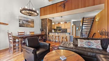 Smart TV, fireplace, offices
