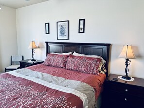 2 chambres, fer et planche à repasser, Wi-Fi gratuit, draps fournis