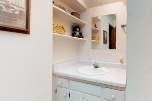 Kostenlose Toilettenartikel, Handtücher