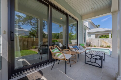 Pet Friendly 🐶 Bikes, Near Public Access, Beach Gear