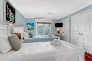 3 habitaciones, tabla de planchar con plancha y wifi gratis