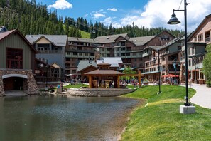 Exterior - ☜ DOWNTOWN DIGS | Stay By The Park & Skiing | Trailhead Lodges 424 | Walk Everywhere (Winter Park)