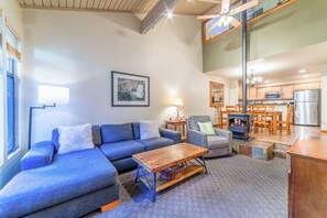 TV, fireplace, DVD player, ping pong