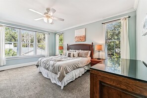 5 bedrooms, iron/ironing board, free WiFi, bed sheets - 13 Moonshell, Close to Beach, Pool, Big Backyard, Free Golf, Dogs Welcome (Hilton Head)