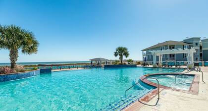 Bayfront huoneisto w / kauniit näkymät, jaettu kylpytynnyri, uima-allas, lähellä rantaa - koirat ok!