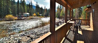 Spacious Cabin Right on Vallecito Creek with Gorgeous Views