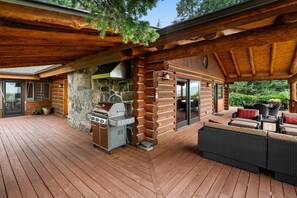 屋外ダイニングエリア