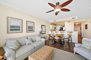 TV - Indies 304 | 3BR/2BA Gulf-View Condo | Sleeps 9 | Stylish Beach Retreat (GULF SHORES)