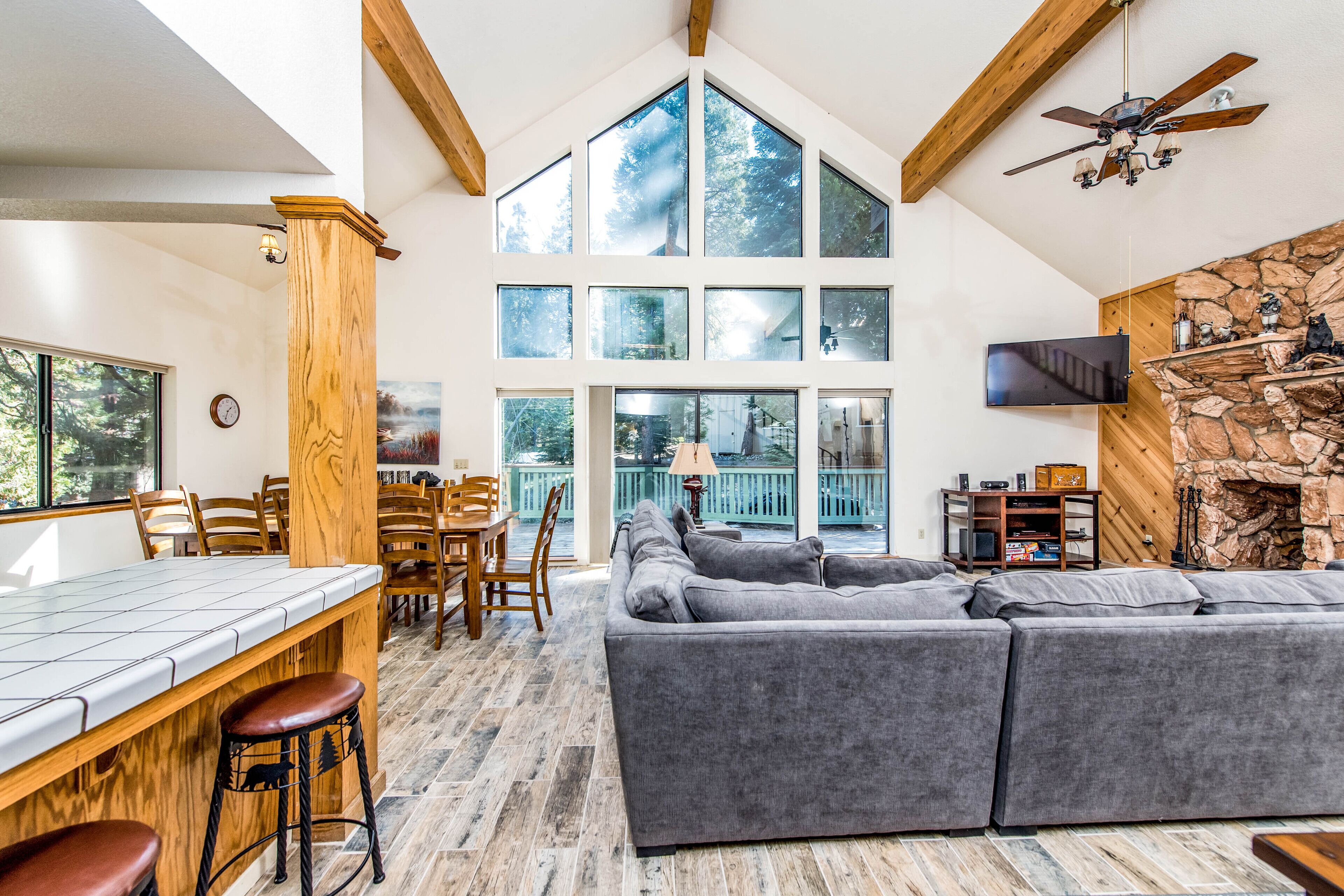 Welcoming Cabin with WiFi, Spacious Deck, & Outdoor Seating - Dog-friendly