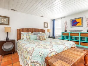 4 dormitorios, tabla de planchar con plancha, Internet y ropa de cama