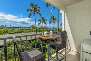 Outdoor dining - Kihei Akahi C-507: Ocean and Haleakala Views from 1BR/1BA Condo in South Maui (Kihei)