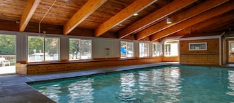 Relaxing Ski Condo with Pools and Entertainment - Near Ski Access