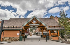 Exterior - Winter Ski Condo! Walk to Slopes, Dining, Shops! (Keystone)