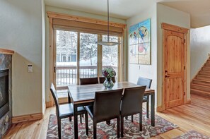 Dining - Placer Ridge Lookout: Great Views - Private Hot Tub. (Breckenridge)