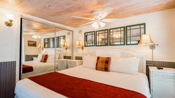 3 bedrooms, iron/ironing board, internet, bed sheets