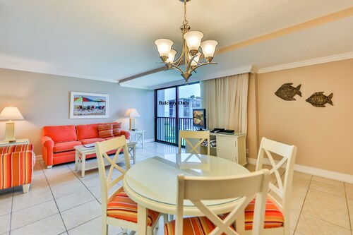 SUNDIAL D306 - Lovely Sundial Sanibel Condo. Short Walk to Beach