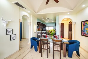 Dining - Matapalo 502♆Oceanview in the 🎔 of town♆ Huge Pool Beach acss (Tamarindo)