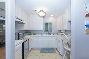 Fridge, microwave, dishwasher, coffee/tea maker