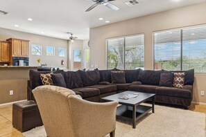 Smart TV, fireplace, DVD player, offices