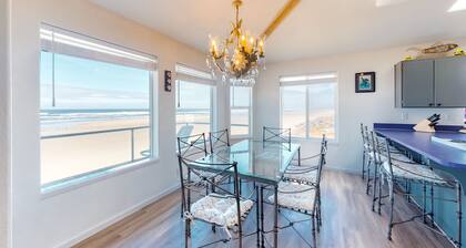 Oceanfront, Dog-Friendly Home w/ Jetted Tub, Beach Access & Sweeping Views