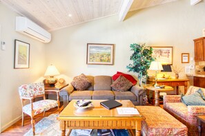 تلفزيون، مشغل دي في دي، كُتُب