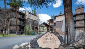 Exterior - Double Eagle Aprés Ski Condo: Ski In, Walk to Town (Breckenridge)