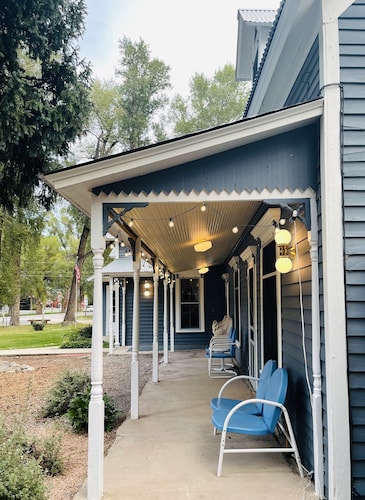 D Gowdy Manor, circa 1879, Victorian house