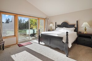 5 bedrooms, iron/ironing board, travel crib, free WiFi