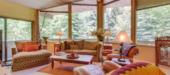 Casa familiar aislada cerca de las laderas de Bald Mountain con jacuzzi privado!