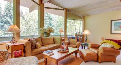Secluded family home near the slopes of Bald Mountain with private hot tub