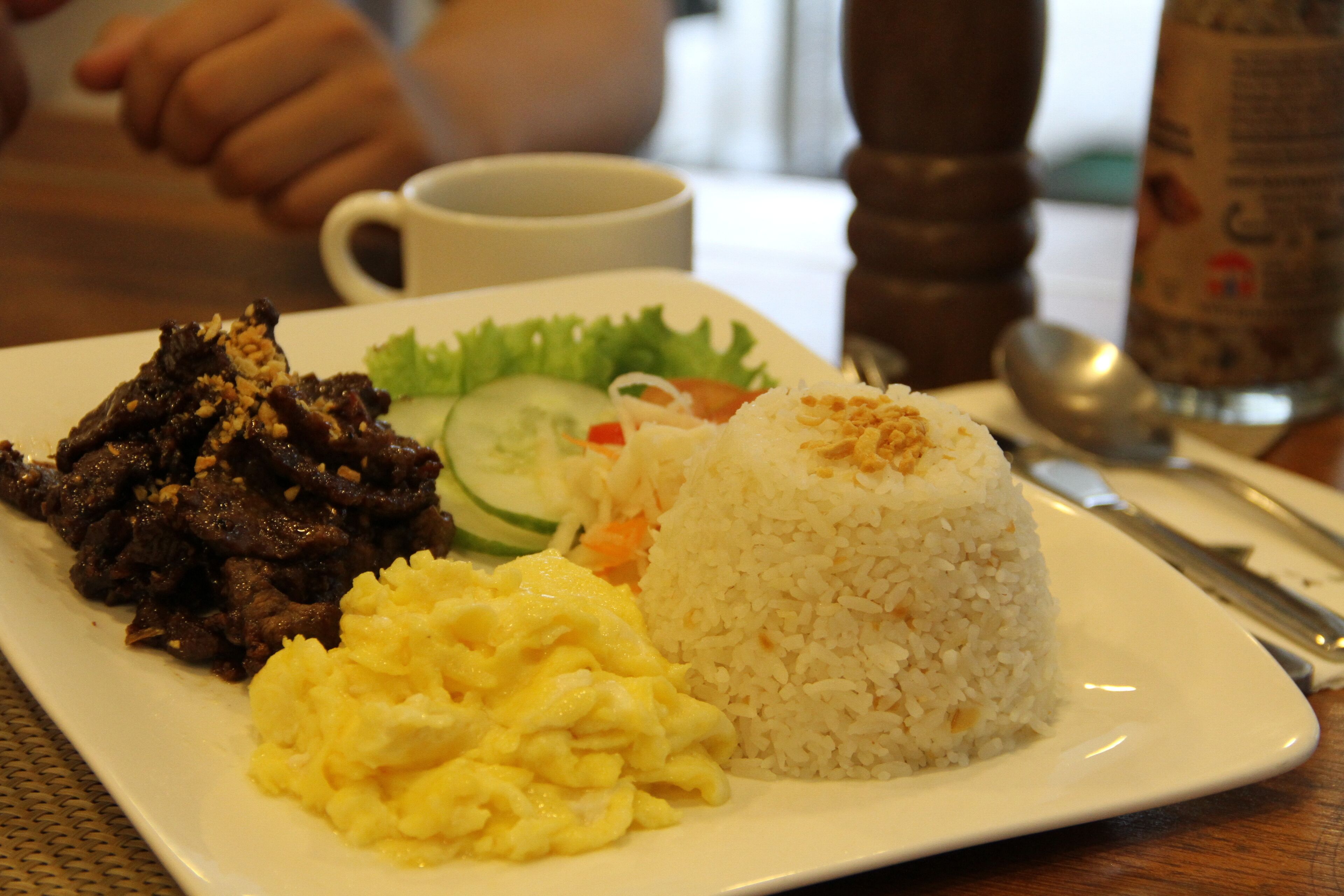 daily local cuisine breakfast (php 300.00 per person)