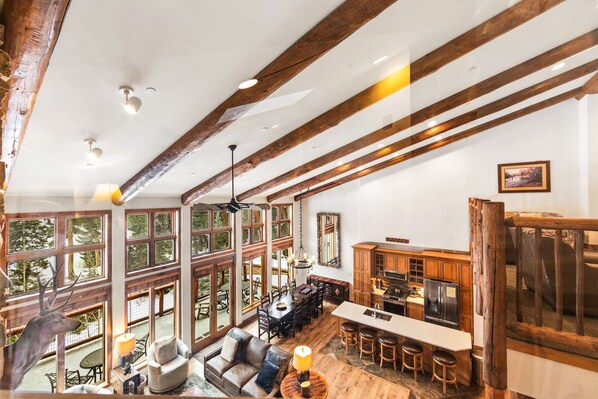 TV, fireplace, DVD player