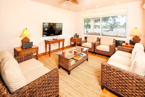 TV, DVD player, books, music library - Relax into luxury at our West End beachfront villa—with private pool (West End)