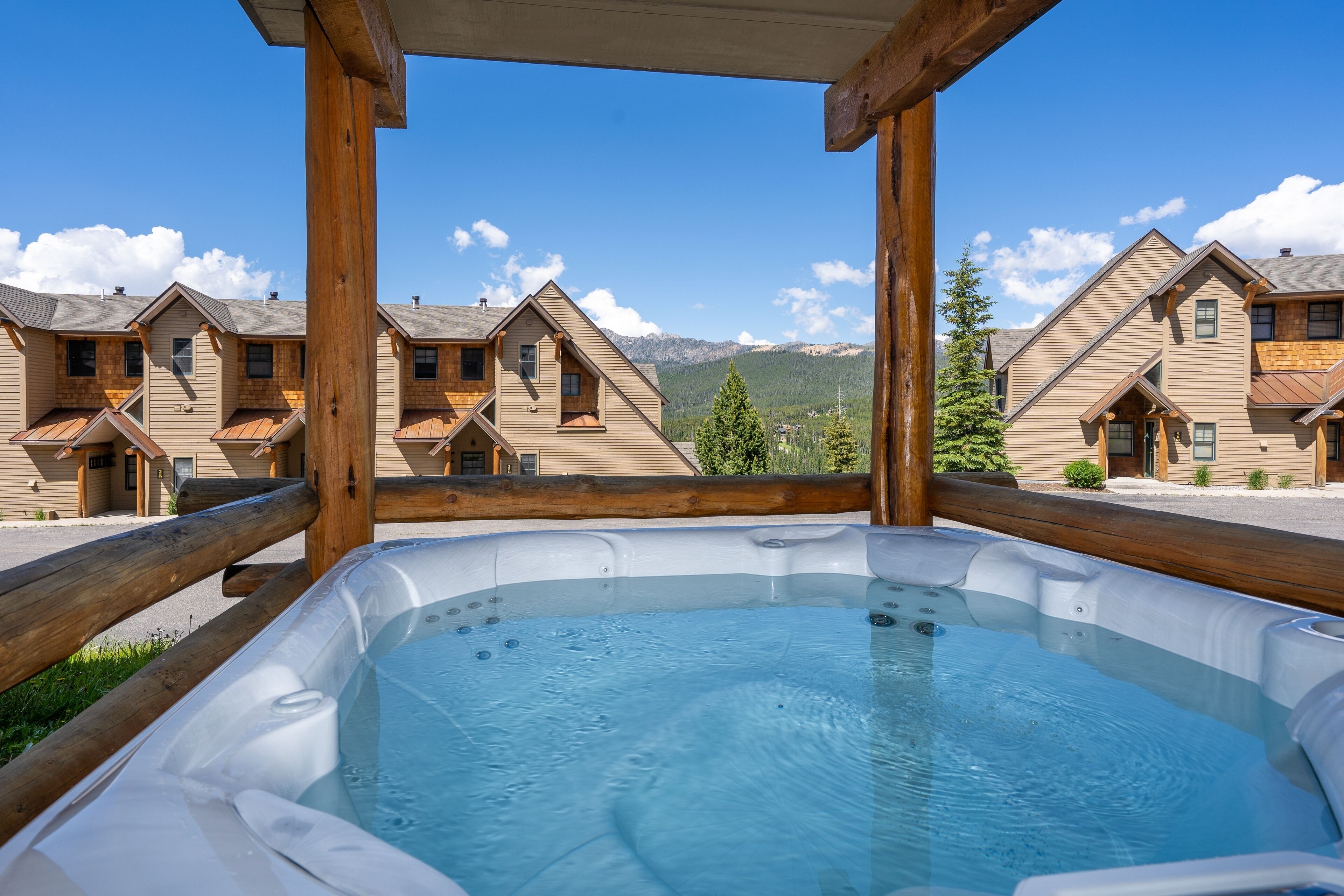 Bain à remous extérieur