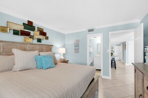 2 dormitorios, tabla de planchar con plancha, wifi gratis y ropa de cama