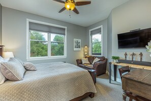 3 bedrooms, free WiFi, bed sheets