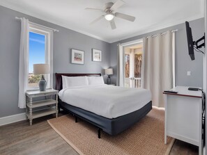 5 bedrooms, iron/ironing board, free WiFi, bed sheets