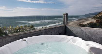 Frente al mar w / enorme terraza y bañera de hidromasaje. Ping pong. Acceso a la playa